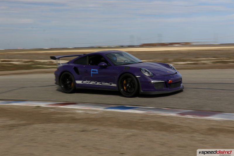 Porsche 911 GT3 RS purple