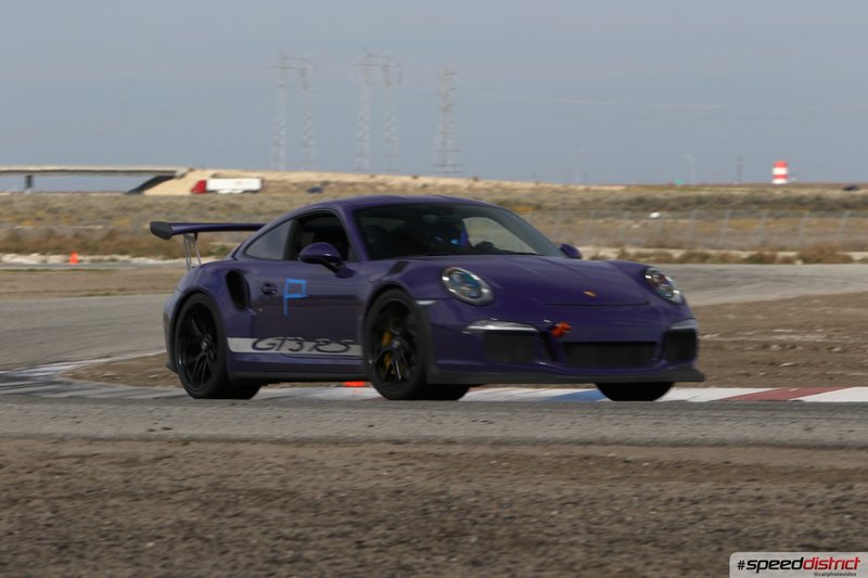 Porsche 911 GT3 RS purple