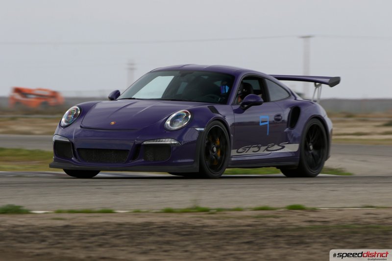 Porsche 911 GT3 RS purple