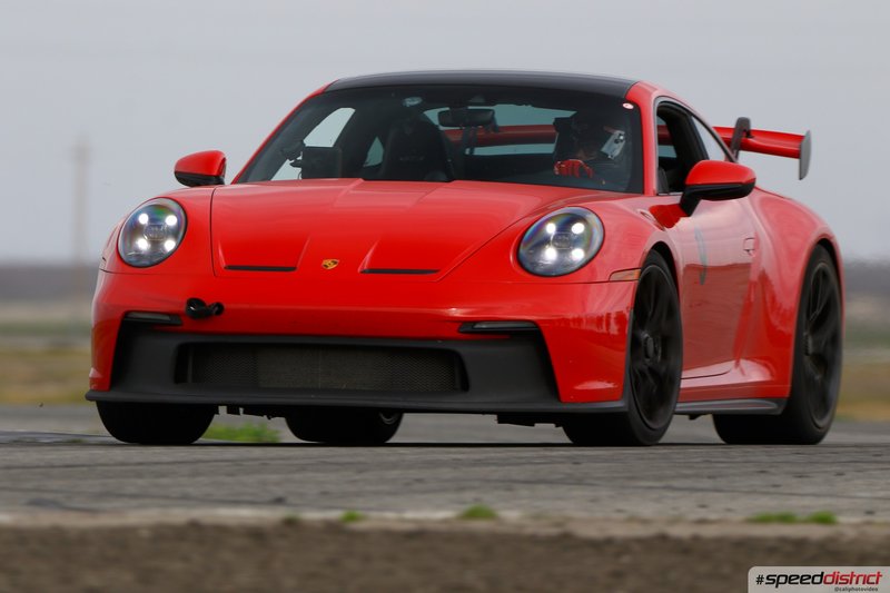 Porsche 911 GT3 RS red