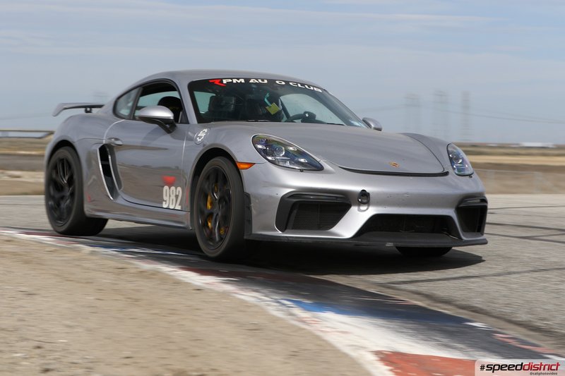 Porsche Cayman GT4