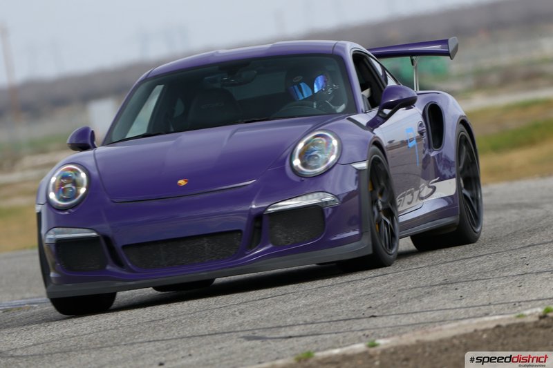 Porsche 911 GT3 RS purple