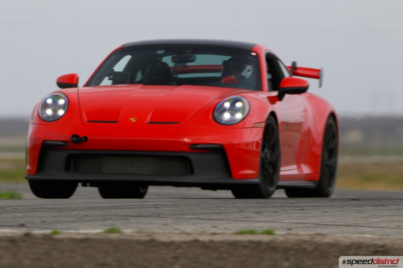 Porsche 911 GT3 RS red