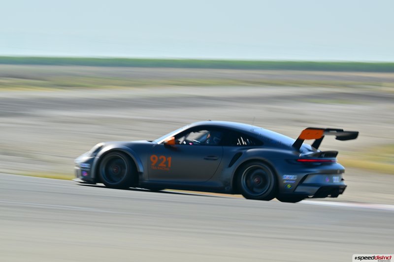 Porsche 911 GT3 RS blue