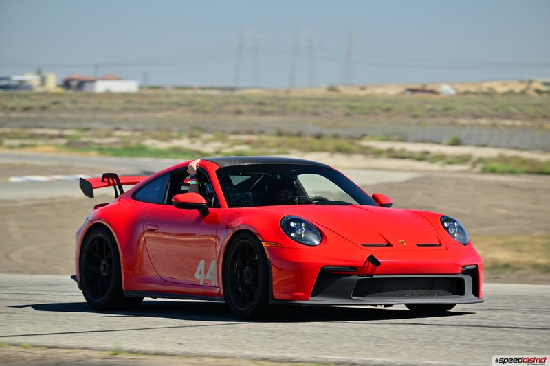 Porsche 911 GT3 RS red