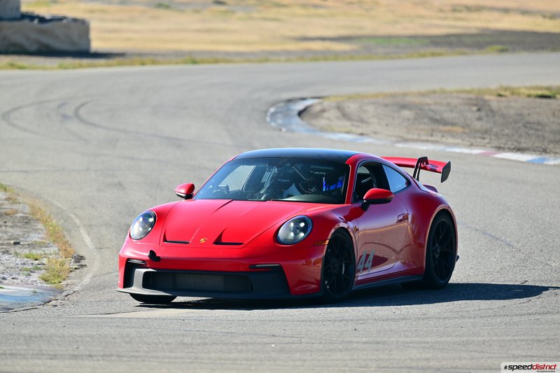 Porsche 911 GT3 RS red