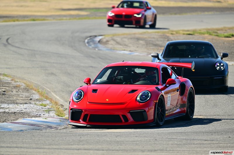 Porsche 911 GT3 RS red