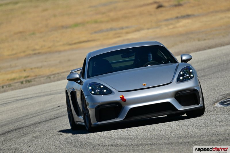 Porsche Cayman GT4