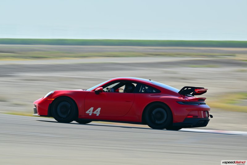 Porsche 911 GT3 RS red