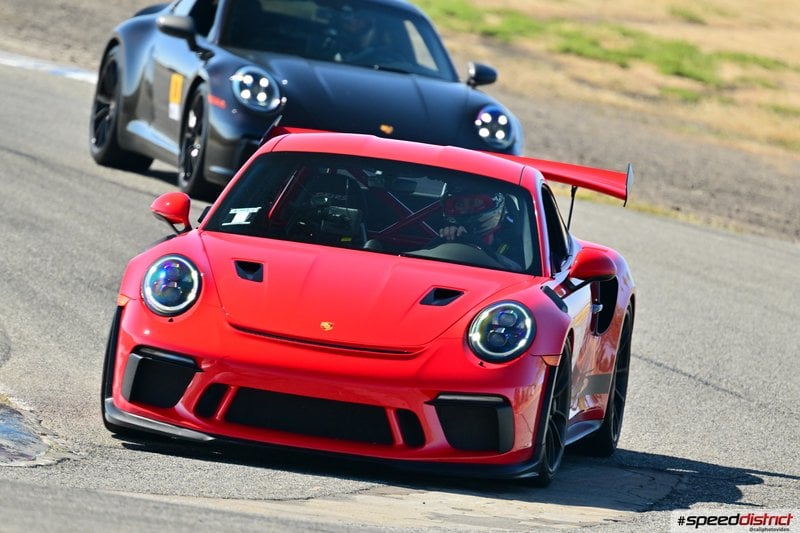 Porsche 911 GT3 RS red
