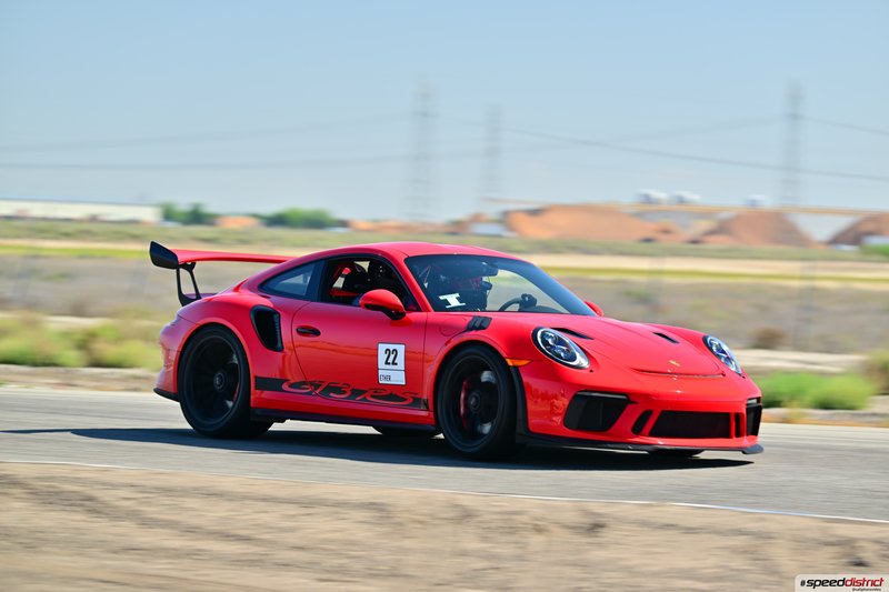 Porsche 911 GT3 RS red