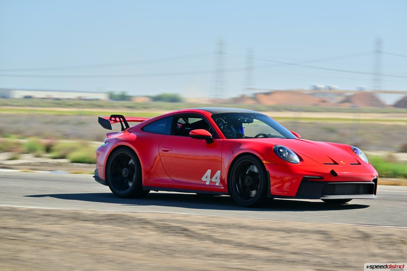 Porsche 911 GT3 RS red