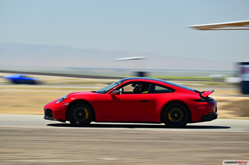Porsche 911 GTS