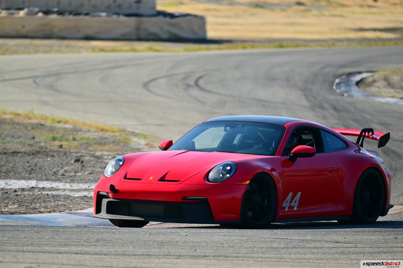 Porsche 911 GT3 RS red