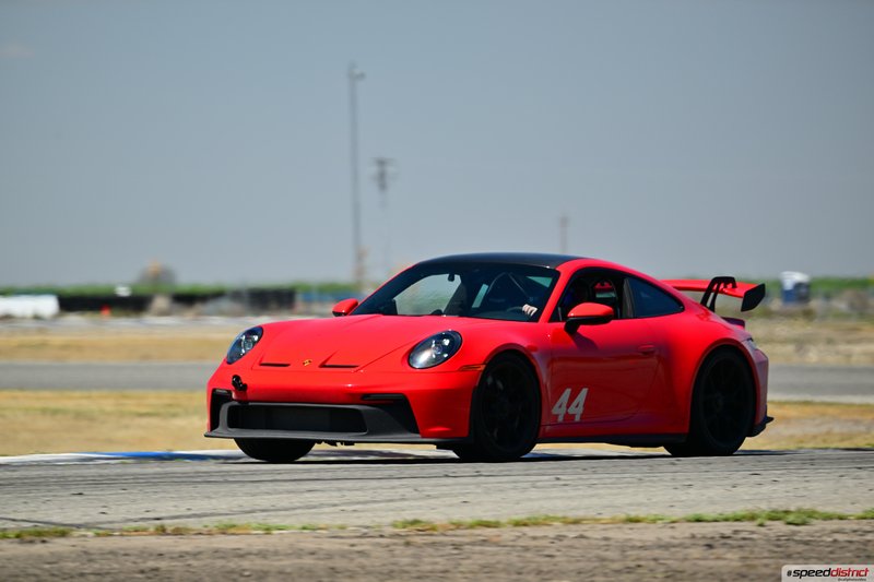 Porsche 911 GT3 RS red
