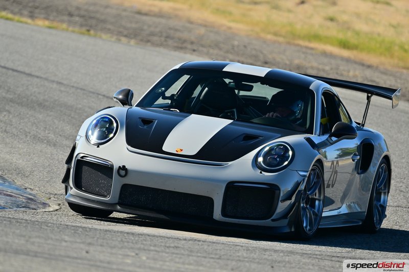 Porsche 911 GT2 RS