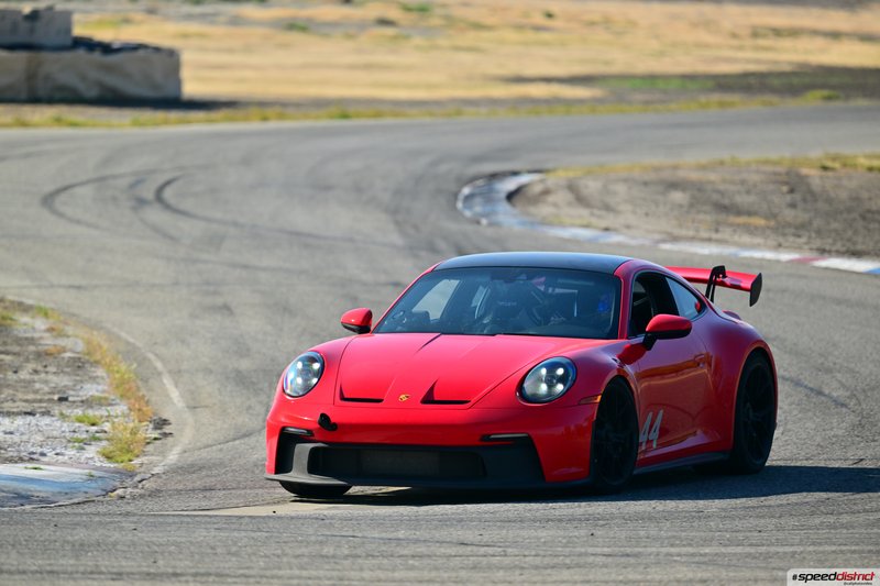 Porsche 911 GT3 RS red