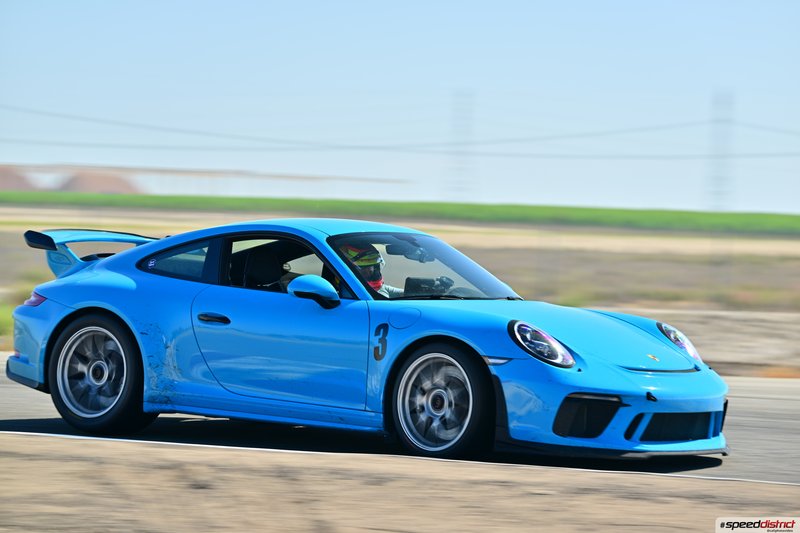 Porsche 911 GT3 RS blue