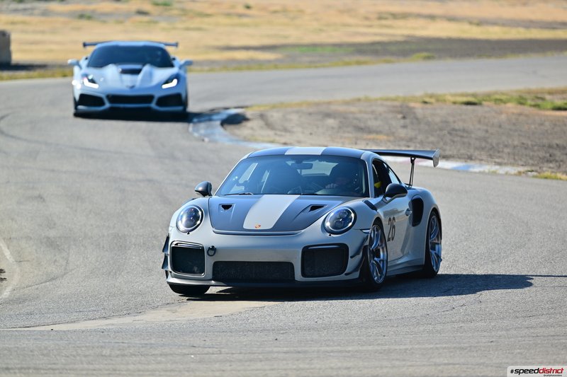 Porsche 911 GT2 RS