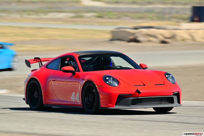 Porsche 911 GT3 RS red