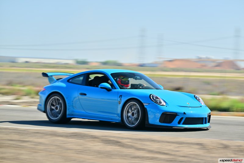 Porsche 911 GT3 RS blue