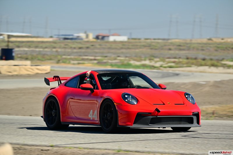 Porsche 911 GT3 RS red