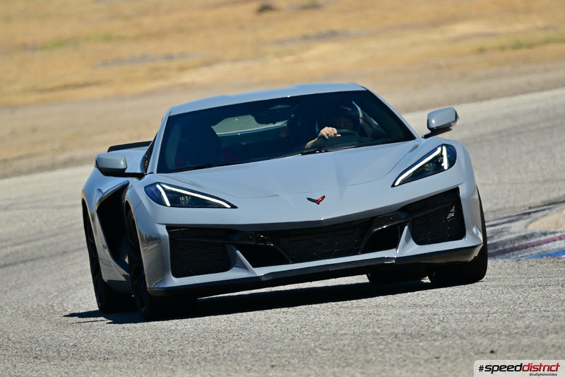 Chevrolet Corvette STI