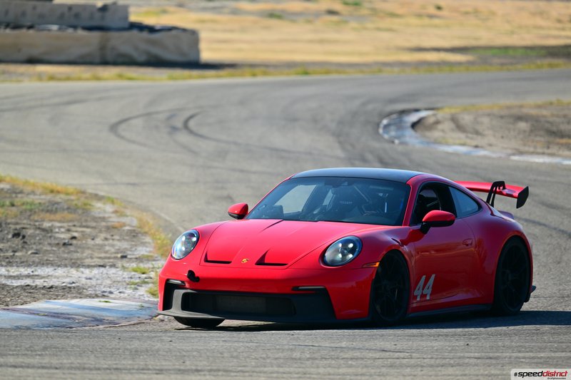 Porsche 911 GT3 RS red