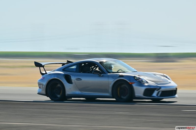 Porsche 911 GT3 RS silver
