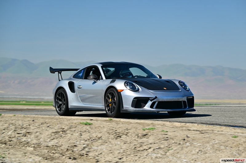 Porsche 911 GT3 RS white