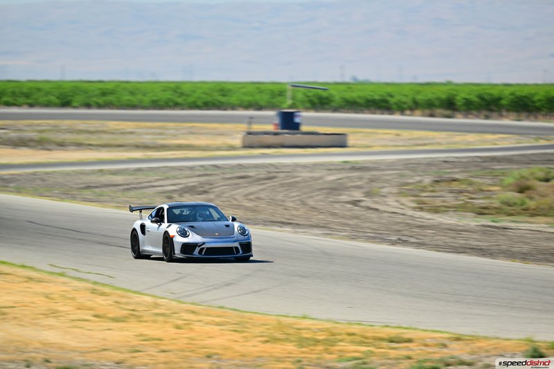 Porsche 911 GT3 RS silver