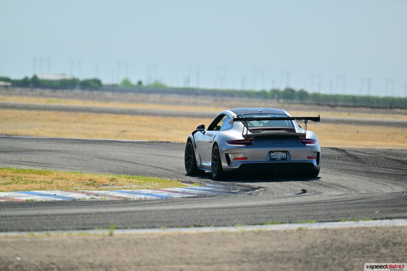 Porsche 911 GT3 RS silver