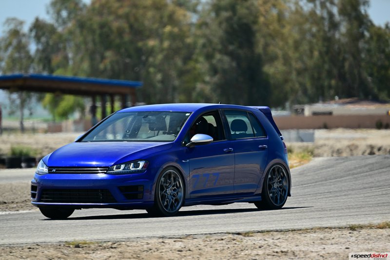 Volkswagen Golf R