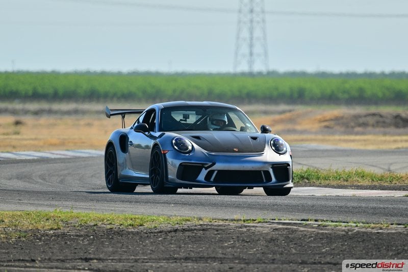 Porsche 911 GT3 RS silver