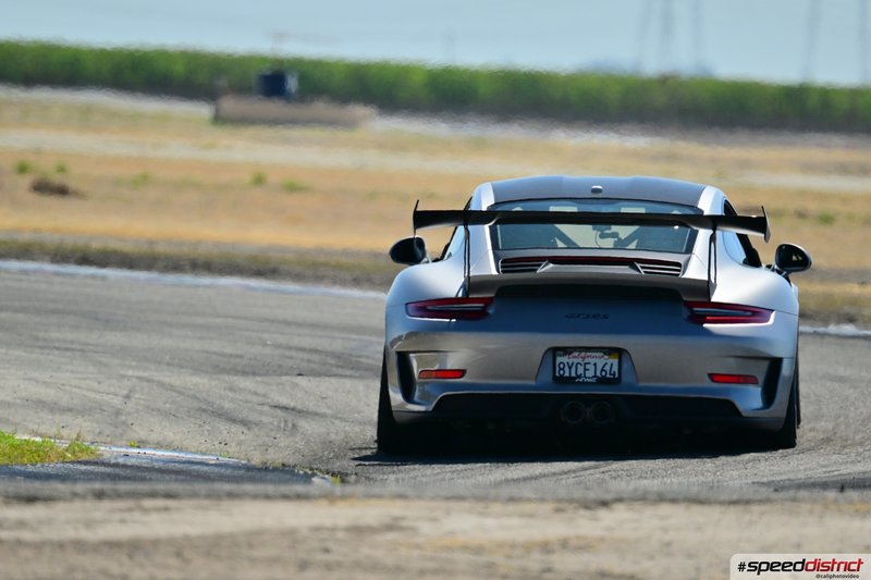 Porsche 911 GT3 RS white