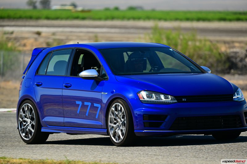 Volkswagen Golf R