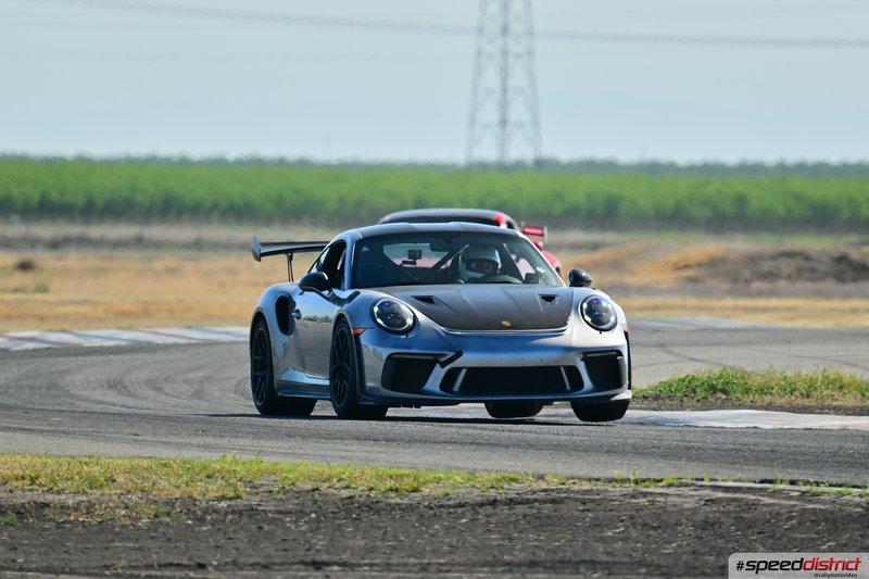 Porsche 911 GT3 RS silver