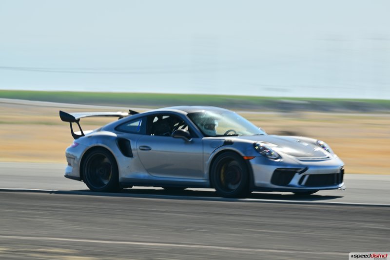 Porsche 911 GT3 RS silver