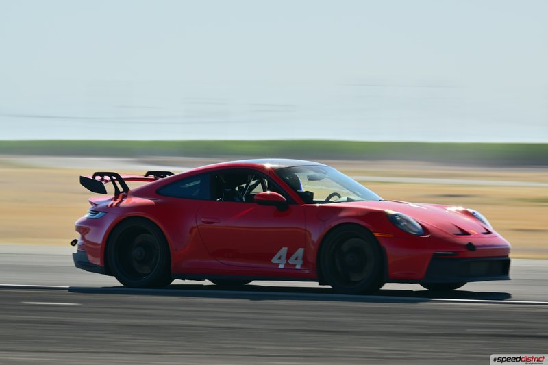 Porsche 911 GT3 RS red