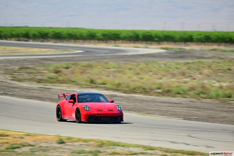 Porsche 911 GT3 RS red