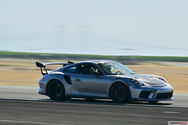 Porsche 911 GT3 RS silver