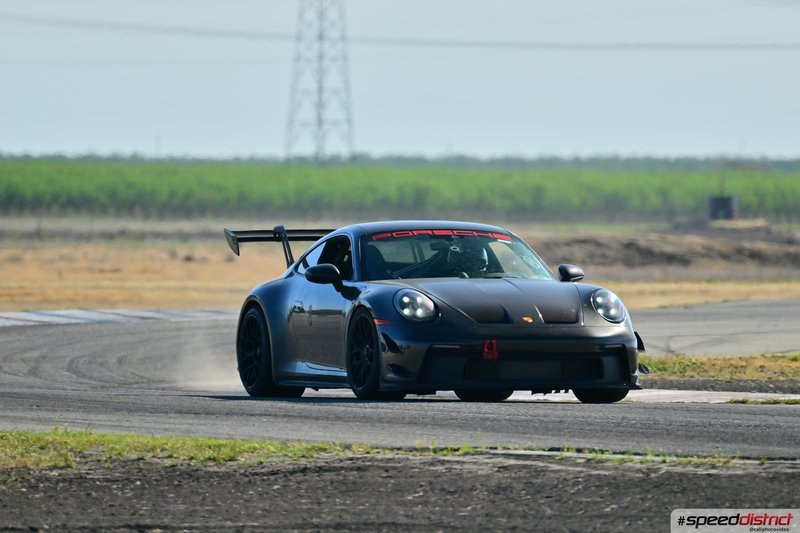 Porsche 911 GT3 Cup black