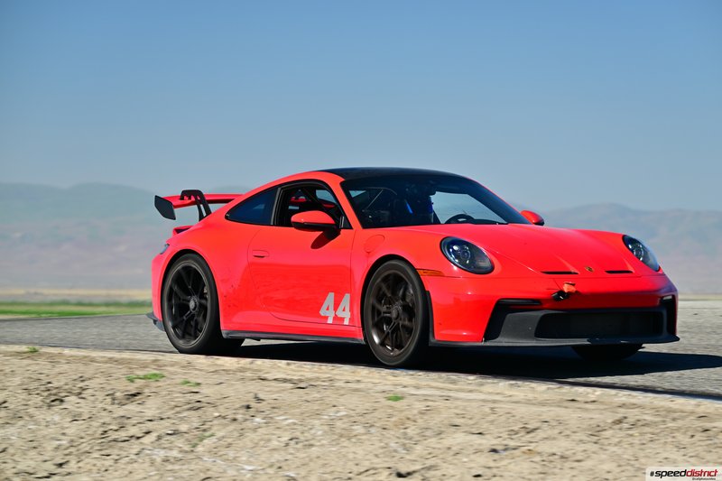 Porsche 911 GT3 RS red