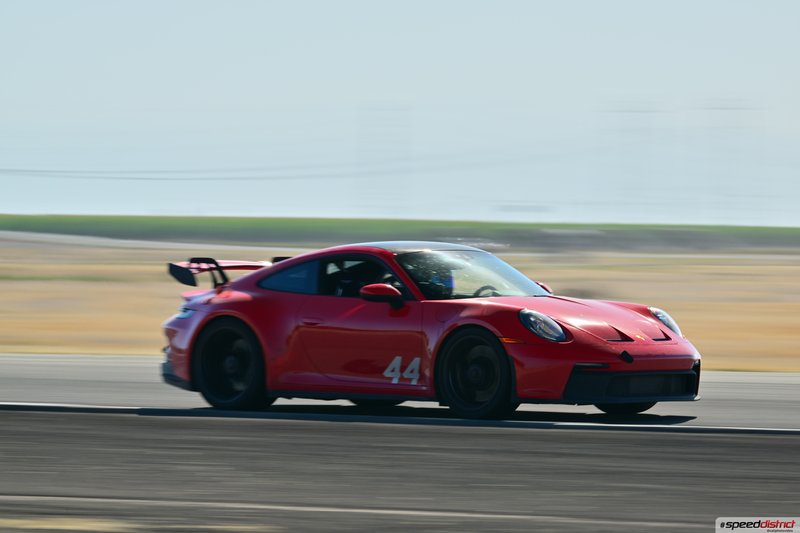 Porsche 911 GT3 RS red