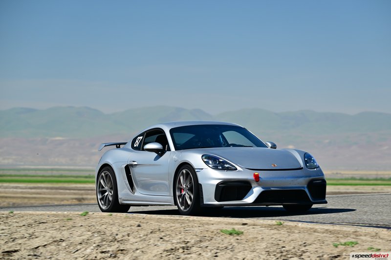 Porsche Cayman GT4