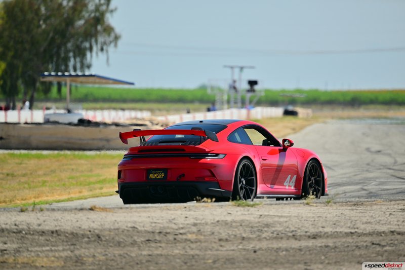Porsche 911 GT3 RS red