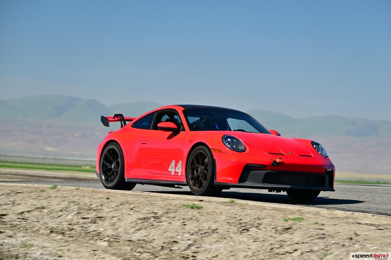 Porsche 911 GT3 RS red