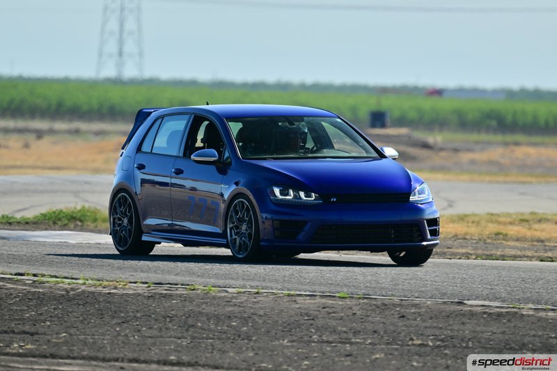 Volkswagen Golf R