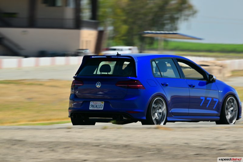 Volkswagen Golf R