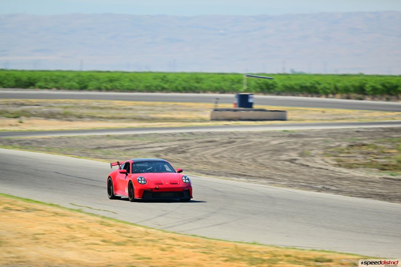 Porsche 911 GT3 RS red
